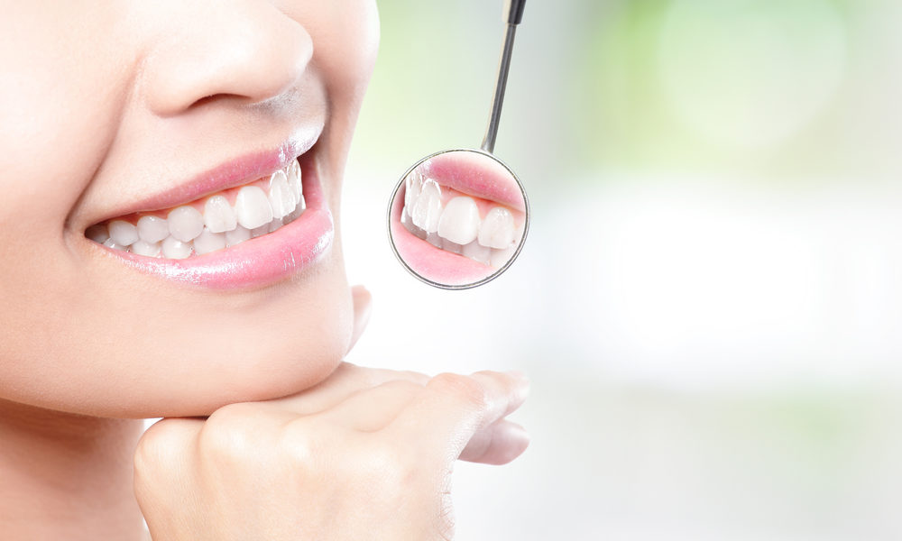 Całościowe leczenie stomatologiczne – odkryj drogę do zdrowej i pięknego uśmiechów.